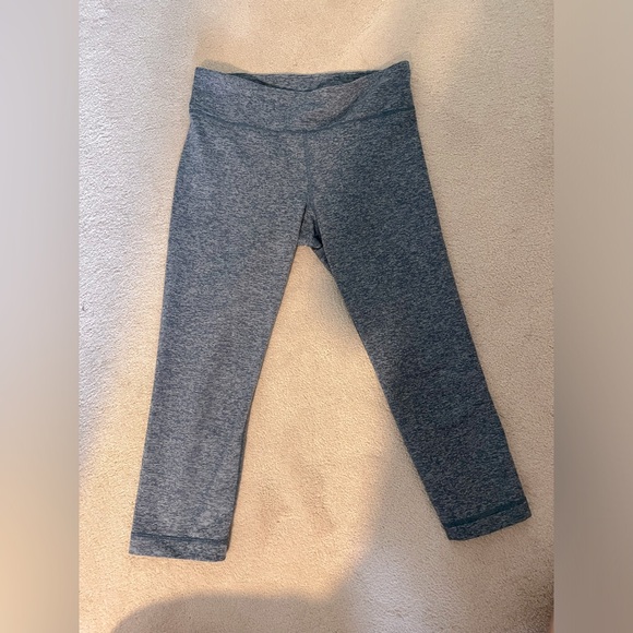 Under Armour Cropped leggings - Picture 1 of 4